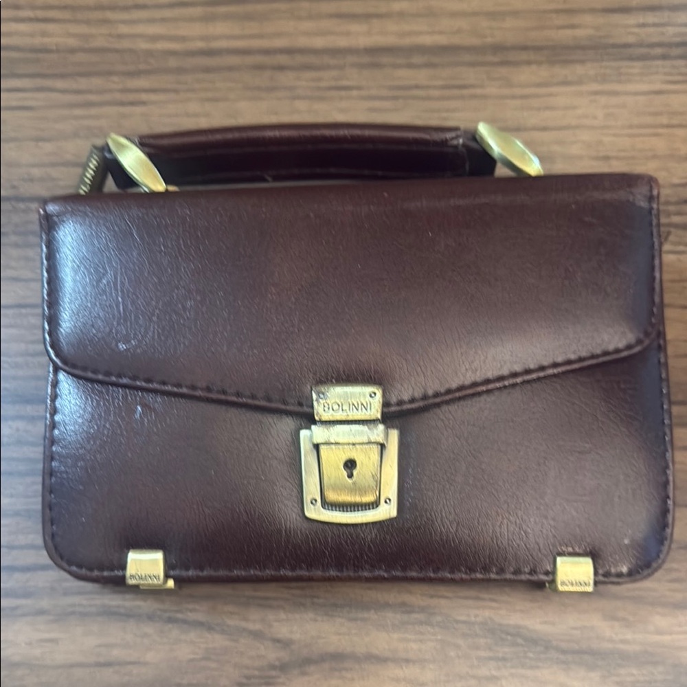 Bolinni Brown Leather Handbag with Gold Accents
